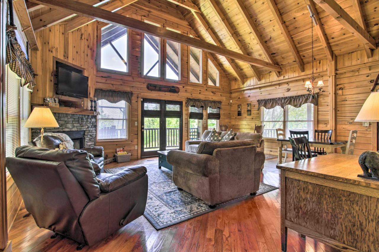 Idyllic Sevierville Cabin Deck And Smoky Mtn View! Экстерьер фото